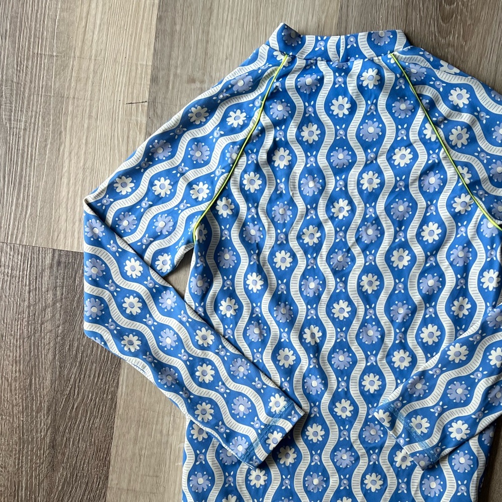 Mini Boden Floral Long Sleeve Swim Rash Guard Blue size 9-10 Years - Picture 8 of 8